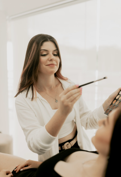 Aplicación de producto cosmético